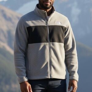 THE NORTH FACE - Light Gray and Black Fleece Jacket - XL Men